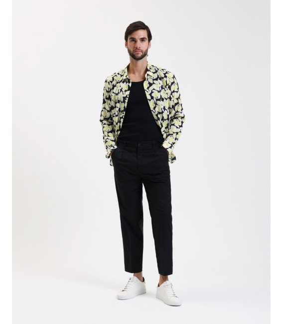 Wide leg trousers with flat front crease