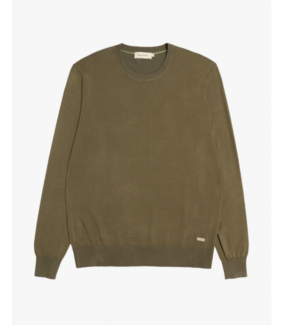 Light weight crewneck sweater