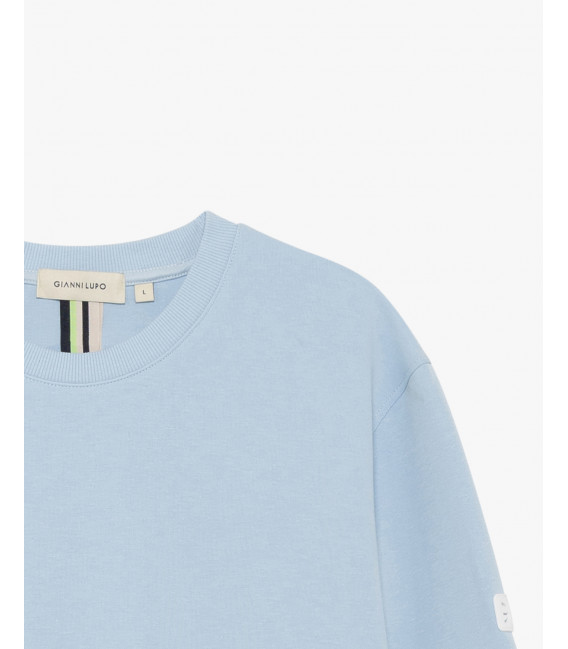 Basic crewneck sweatshirt