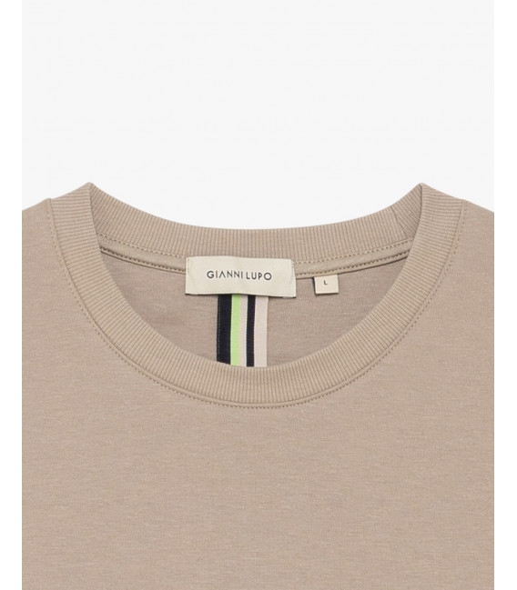 Basic crewneck sweatshirt