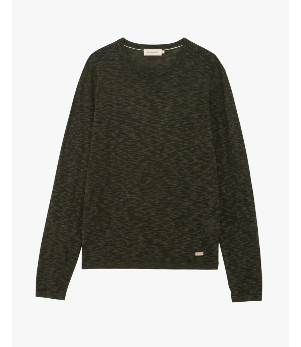 Textured round neck pullover