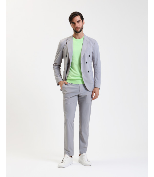 Wrinkle-free double breasted suit