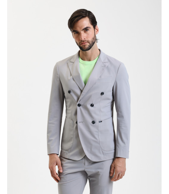 Wrinkle-free double breasted suit