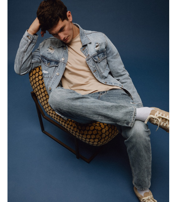GRANT carrot fit jeans with rips and patches