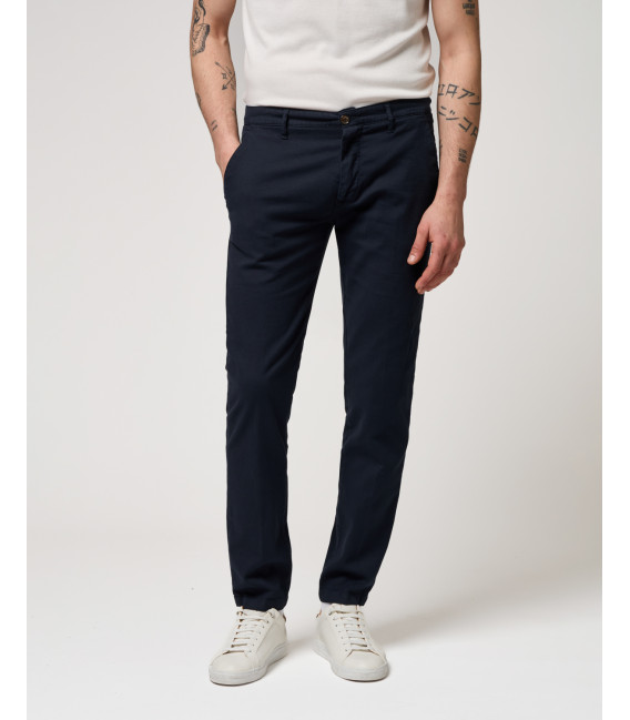 Chinos slim fit elasticizzati