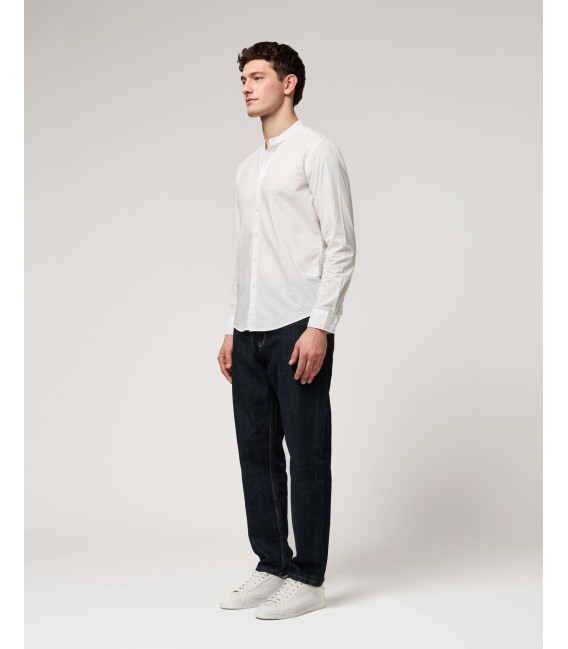 Slim fit micropierced shirt