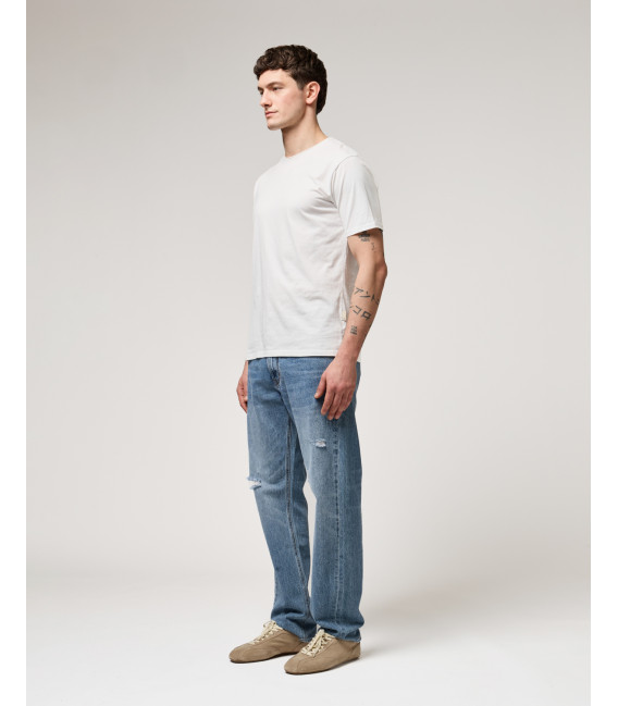 T-shirt with raw edges