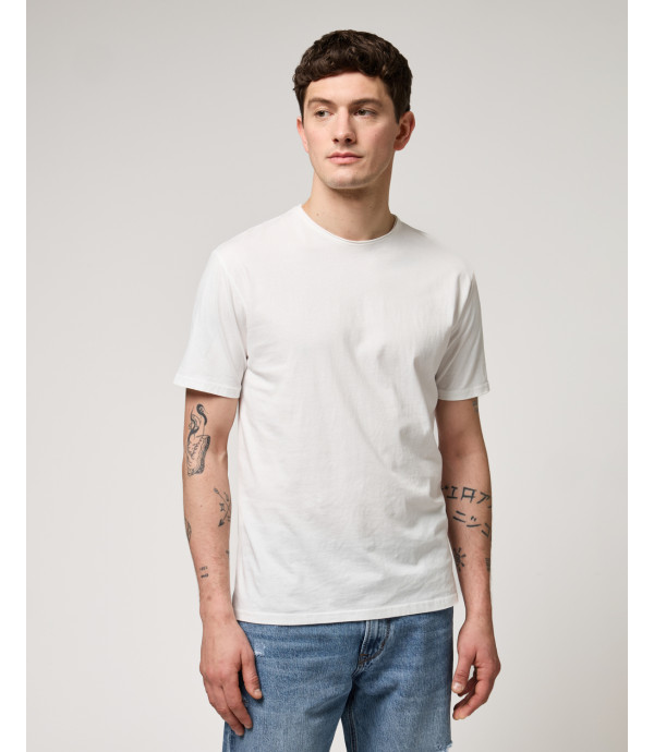 T-shirt with raw edges