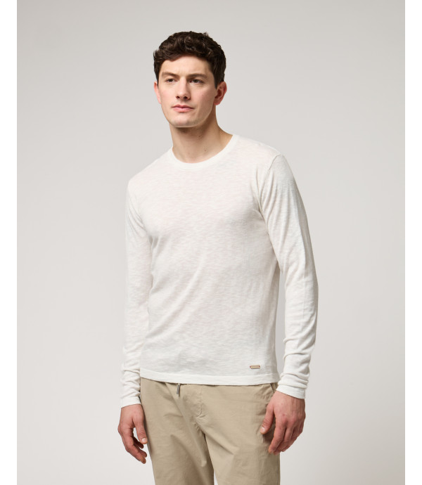 Textured round neck pullover
