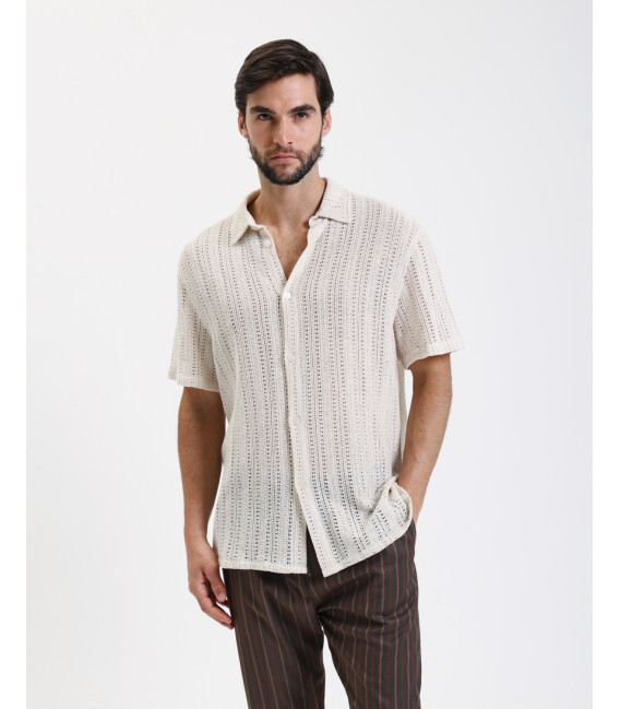Camicia in maglia con struttura traforata