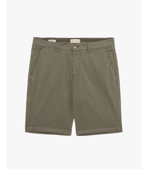 Chino bermuda basico