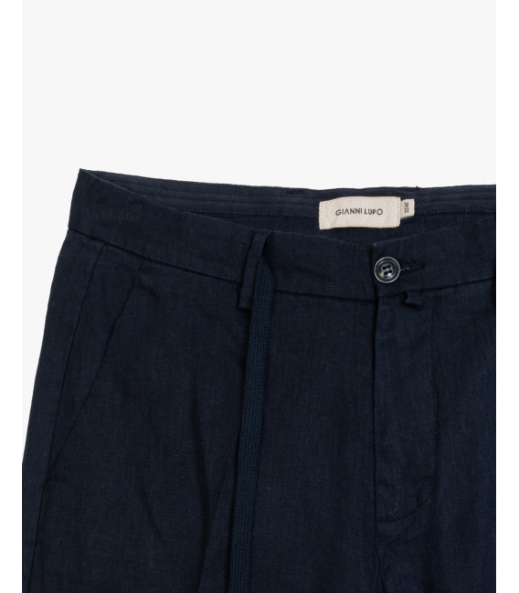 Linen shorts with drawstring