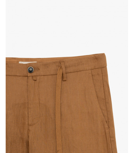 Linen shorts with drawstring