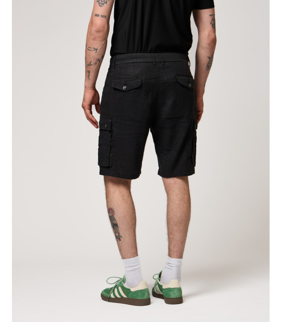 Casual shorts in linen