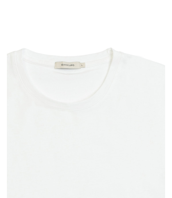 T-shirt essential