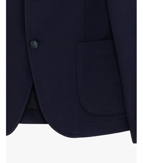 Single-breasted blazer in textured fabric