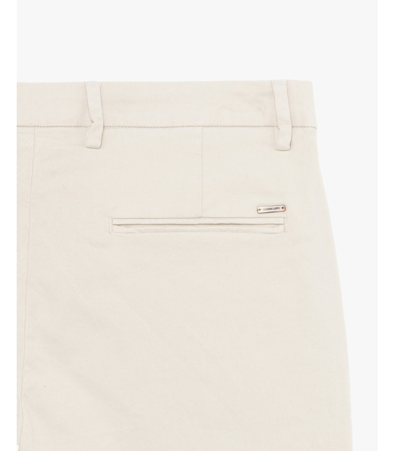 Pantaloni slim fit