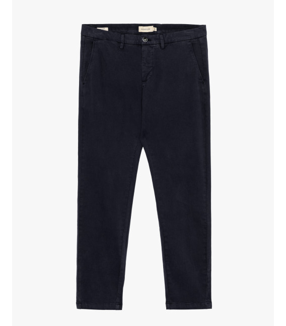 Pantaloni slim fit