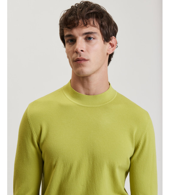 Mockneck sweater