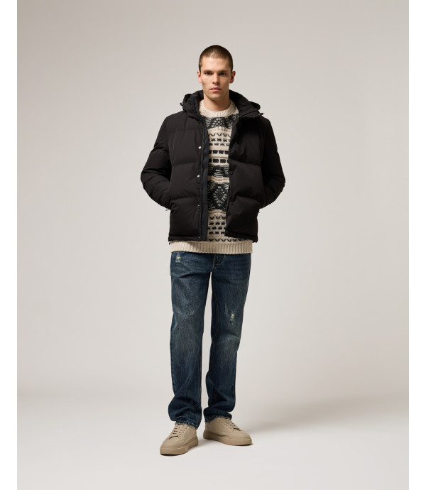 Puffer jacket with hood