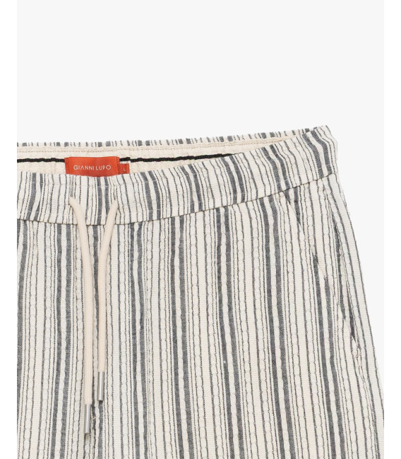Striped bermuda shorts