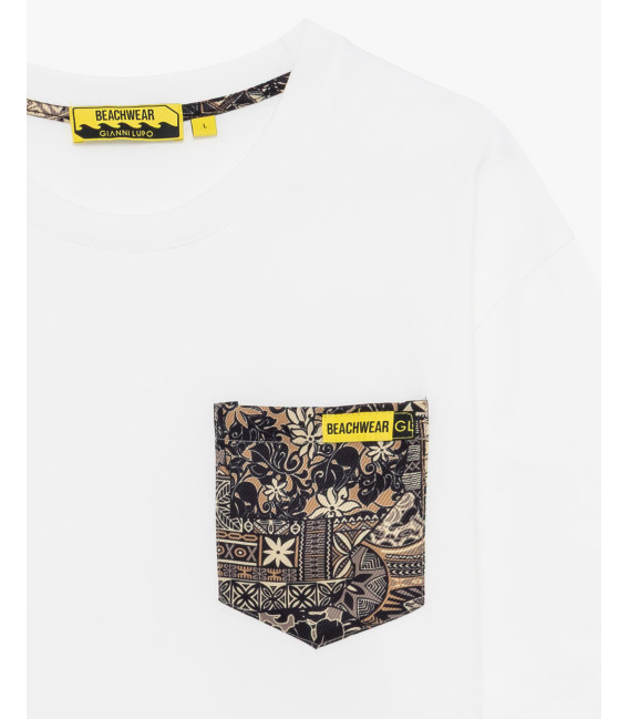 T-shirt con taschino