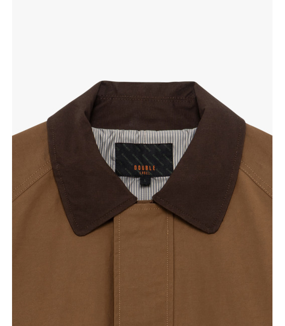 Jacket with contrast collar