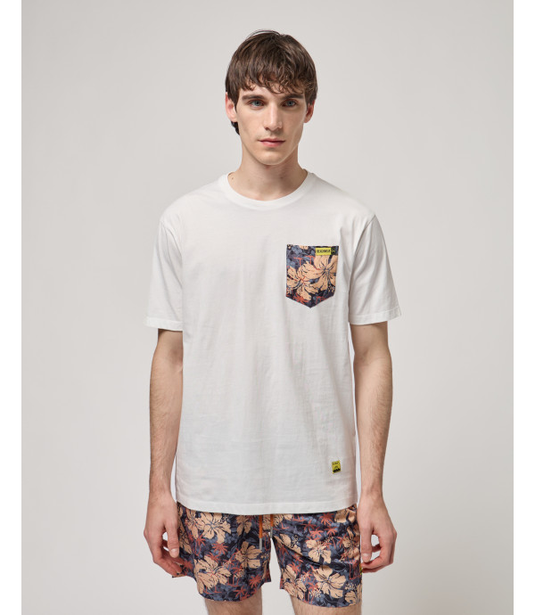 T-shirt con taschino