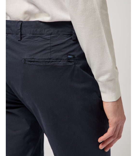 Cotton slim fit chinos