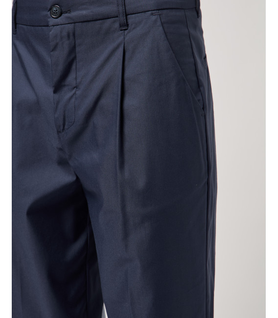 Slim fit tailored trousers