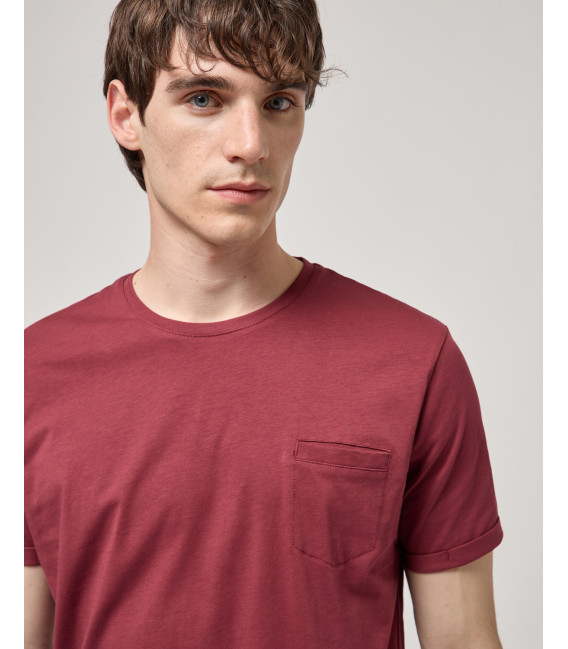 Extra-fine cotton t-shirt with pocket