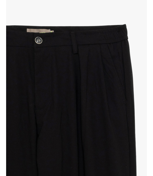 Pantaloni relaxed fit con pinces