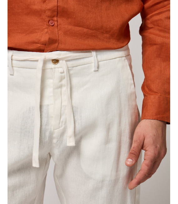 Linen shorts with drawstring
