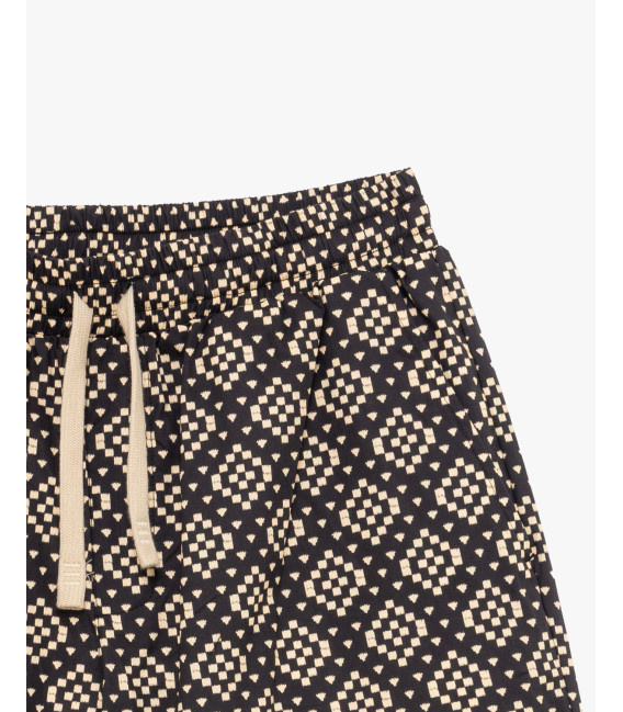 Bermuda shorts with geometric pattern