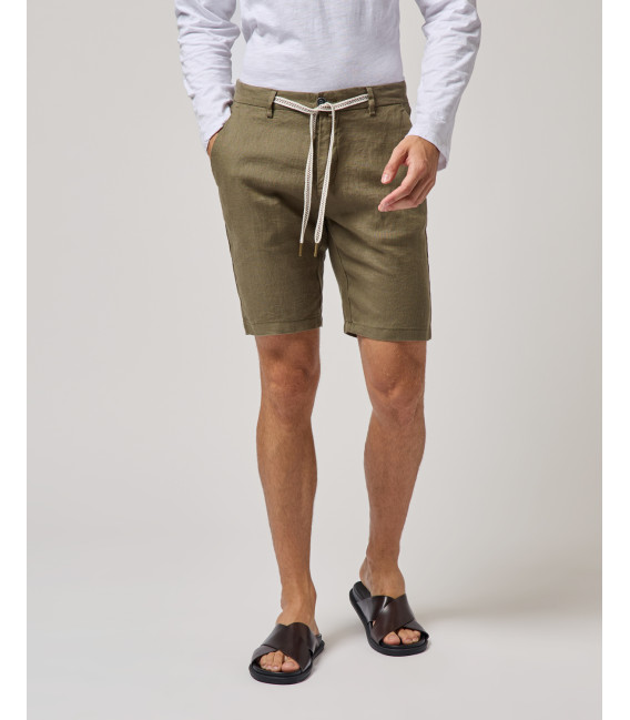 Linen shorts with drawstring